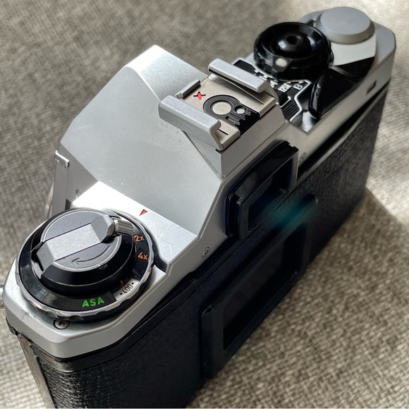 [SOLD] PENTAX ME SUPER with ME II Auto Winder and Flash - TESTED! 35mm Camera - Picture 6 of 10